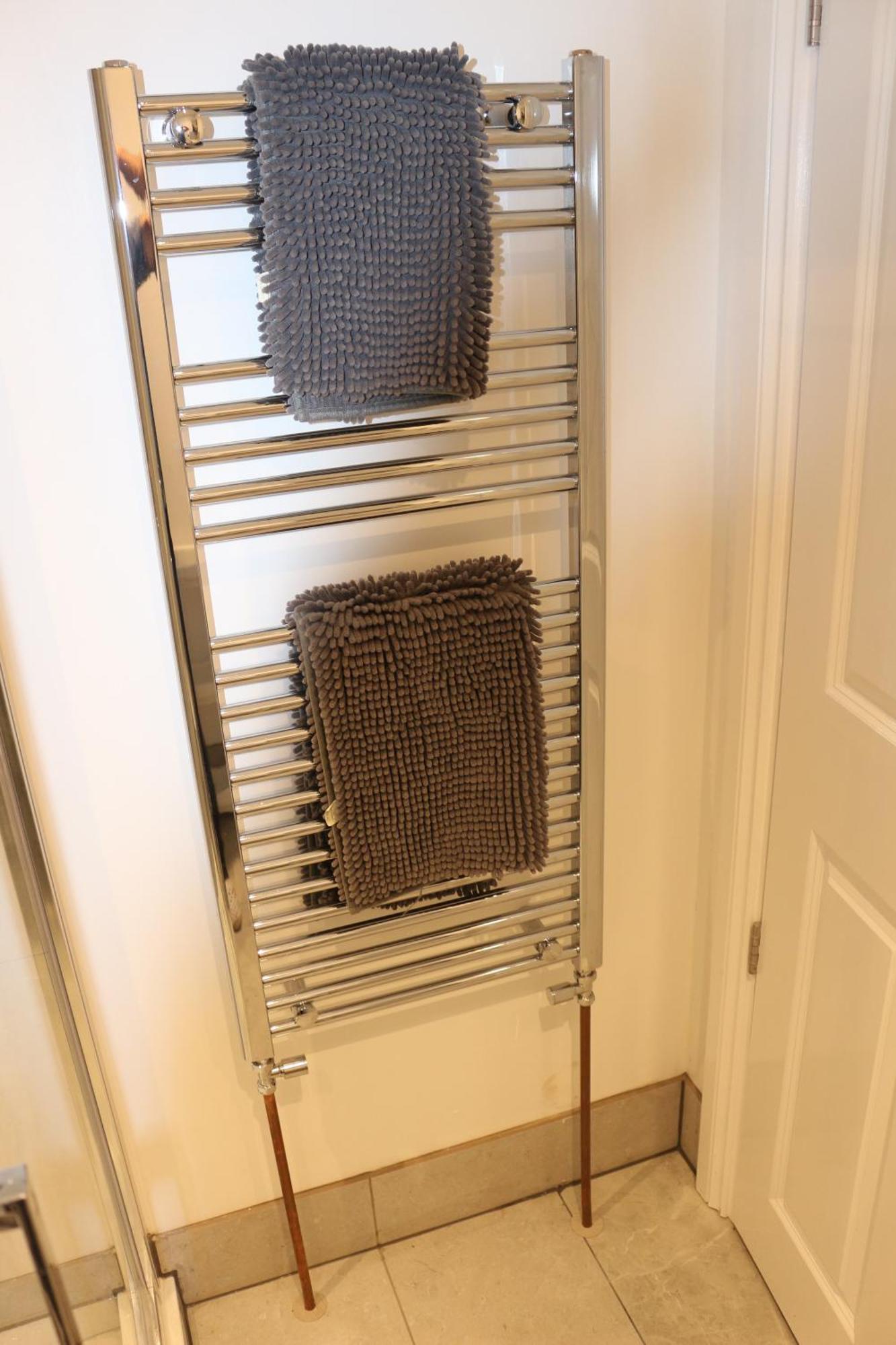 Self Contained, Double Bed Studio, Private Kitchen, Private Bath, Walking Distance To Harry Potter Watford  Extérieur photo